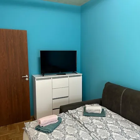 Brankovic Pirot-zapadni Kej 58 피로트